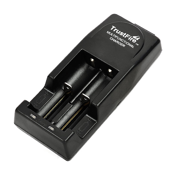 Зарядний пристрій 2x18650, 16340 TrustFire TR-001
